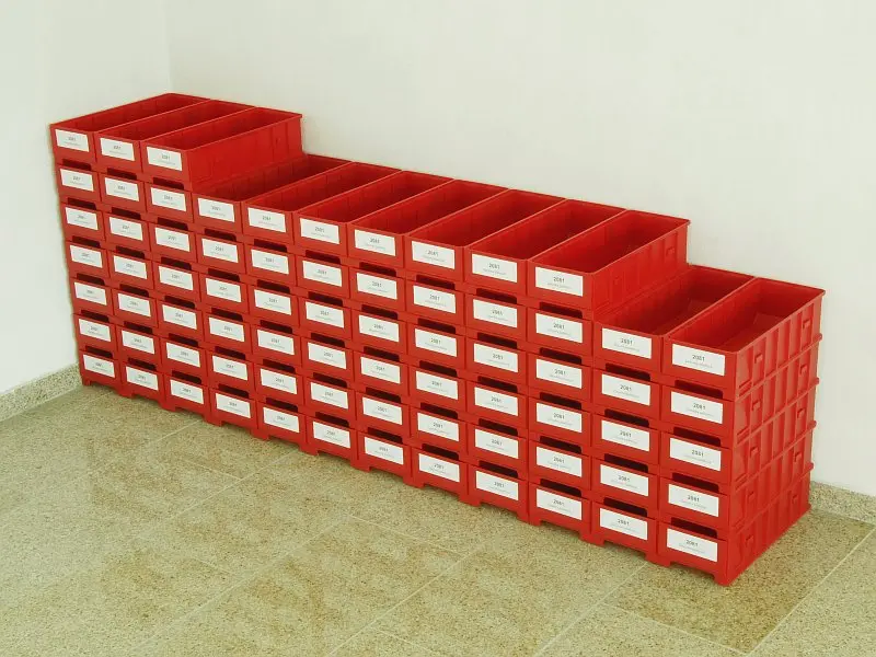 Zásuvka paletová 400x150x100mm červená